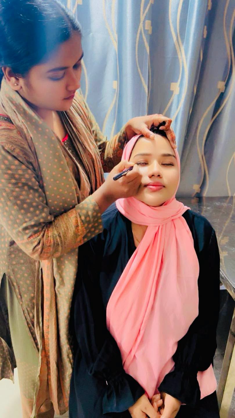 Advanced Bridal Makeup & Aesthetics Masterclass